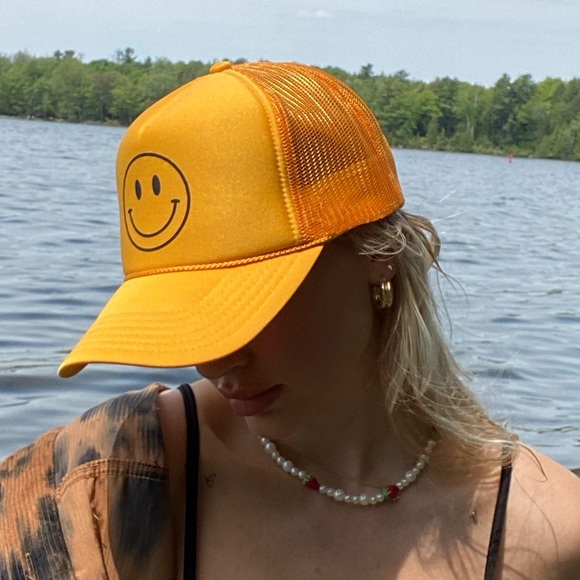 Smiley trucker hat - Picture 2 of 9